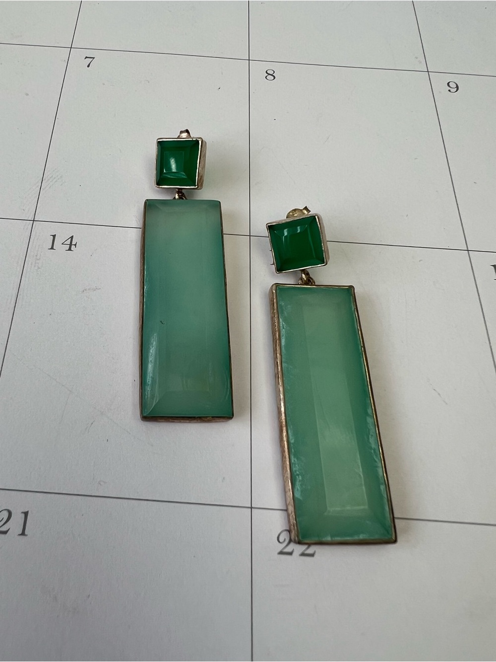 Green Rectangular Drop Quartz Earrings - Unbranded